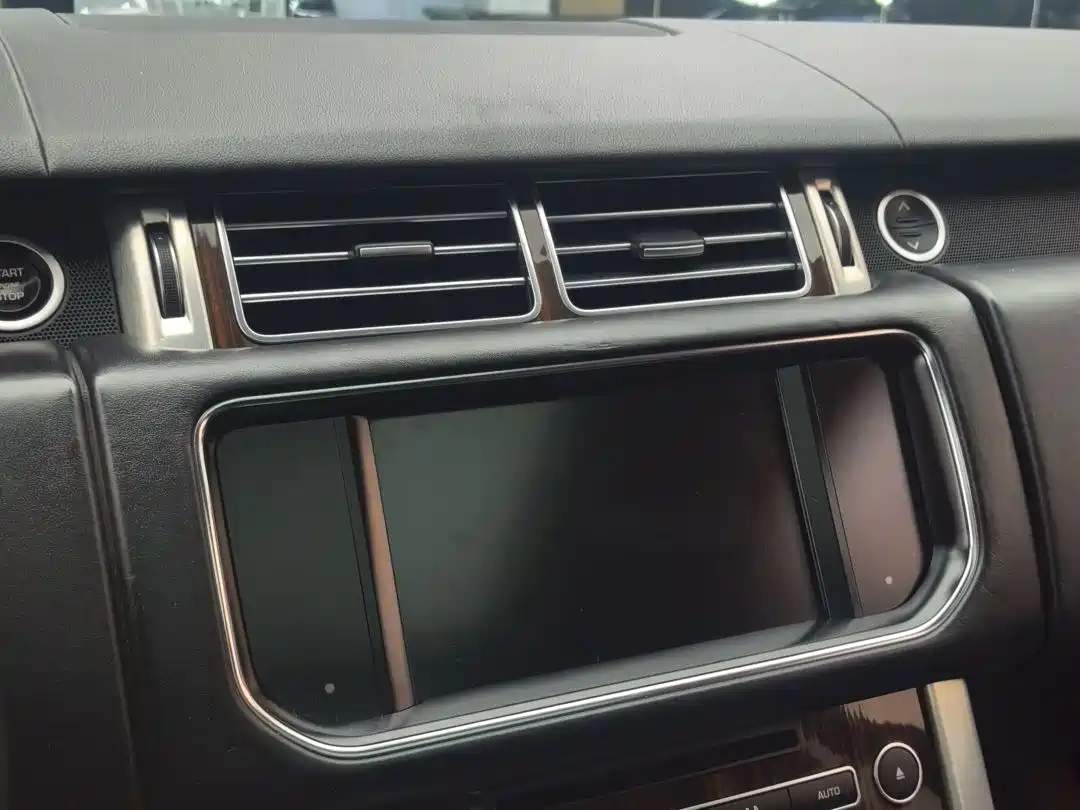 Land Rover Range Rover 2015 3.0 TDV6 Vogue фото 16