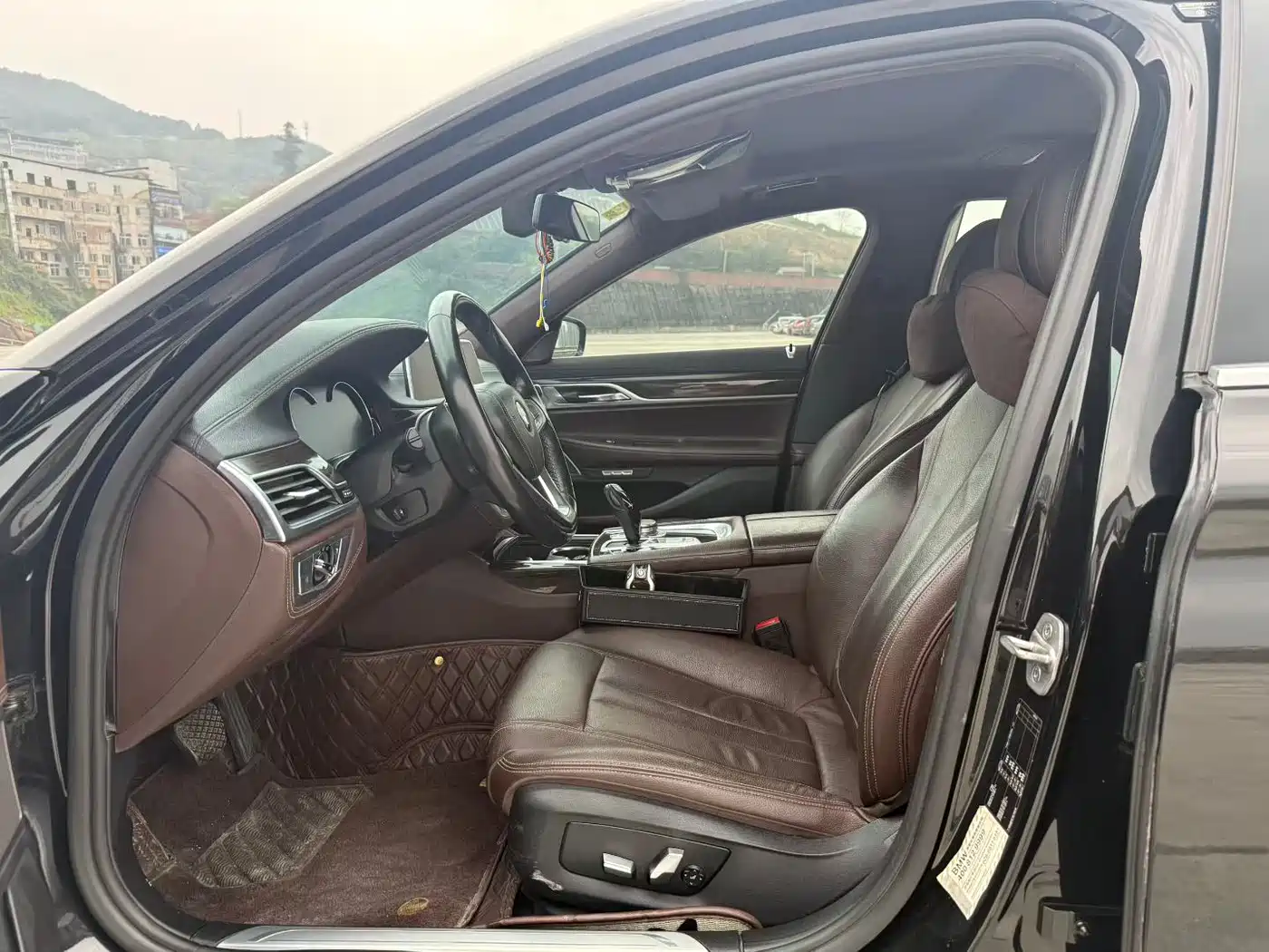 BMW 7 Series 2016 730Li Luxury фото 7