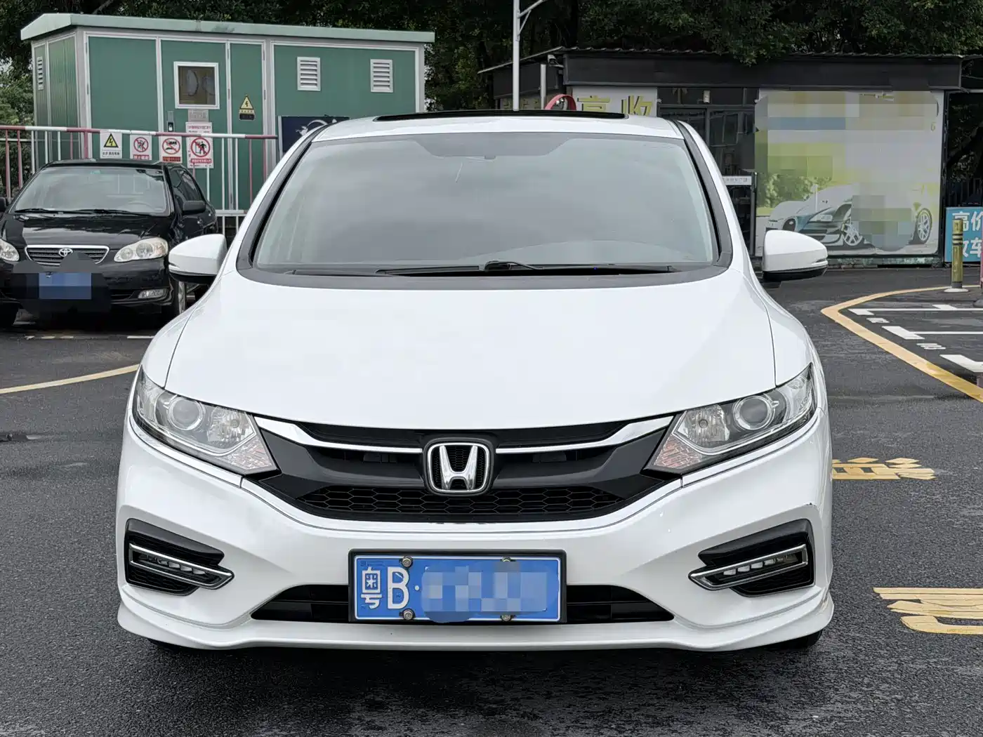 Honda Jade 2019 2017 1.8L Automatic Comfort Edition 5-seater