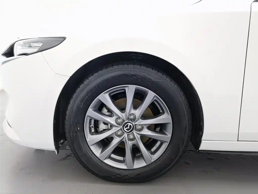MAZDA 3 ANGKESAILA