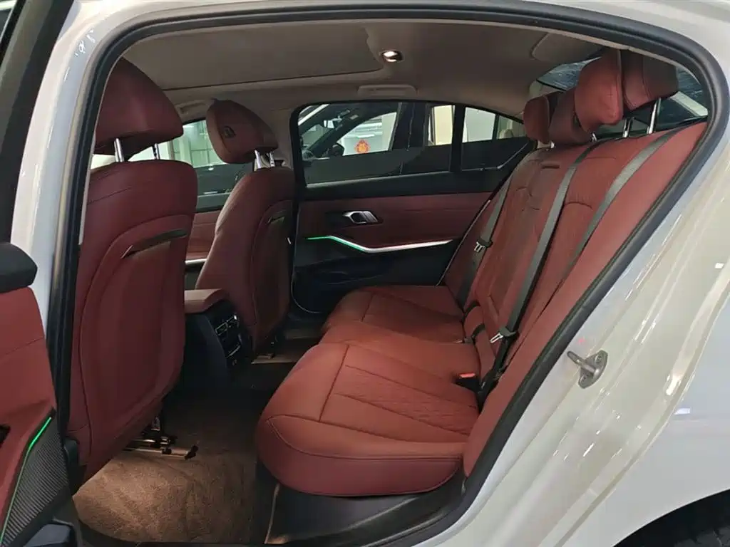 BMW i3 2024 eDrive 35 L фото 17
