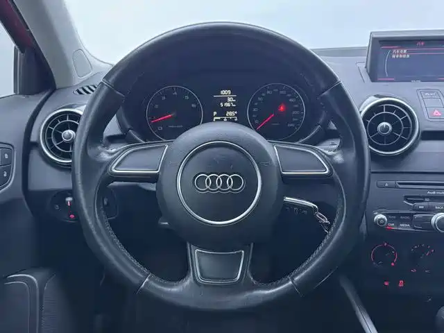 Audi A1 2014 2014 30 TFSI Fashion