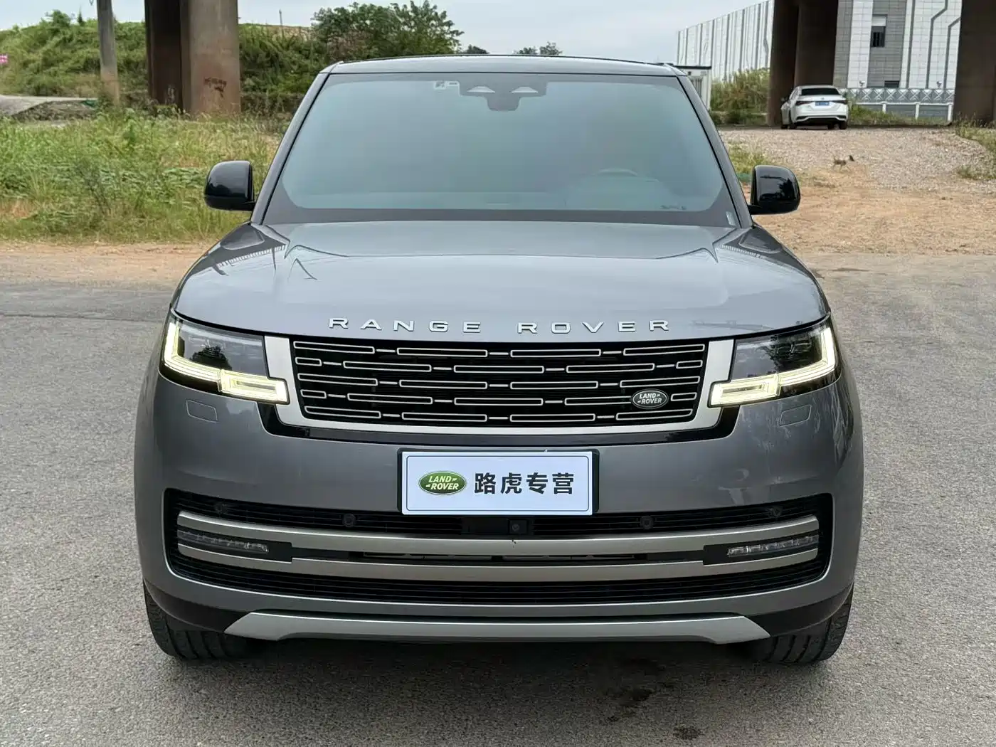 Land Rover Range Rover 2023 2023 3.0 L6 400PS Golden Age 7-Seater Long Wheelbase