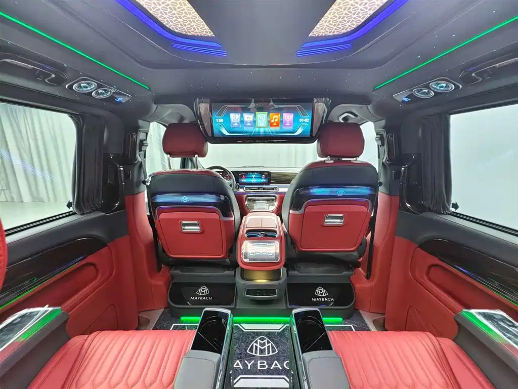 Mercedes-Benz Vito 2024 2.0T Business 7-Seater фото 20