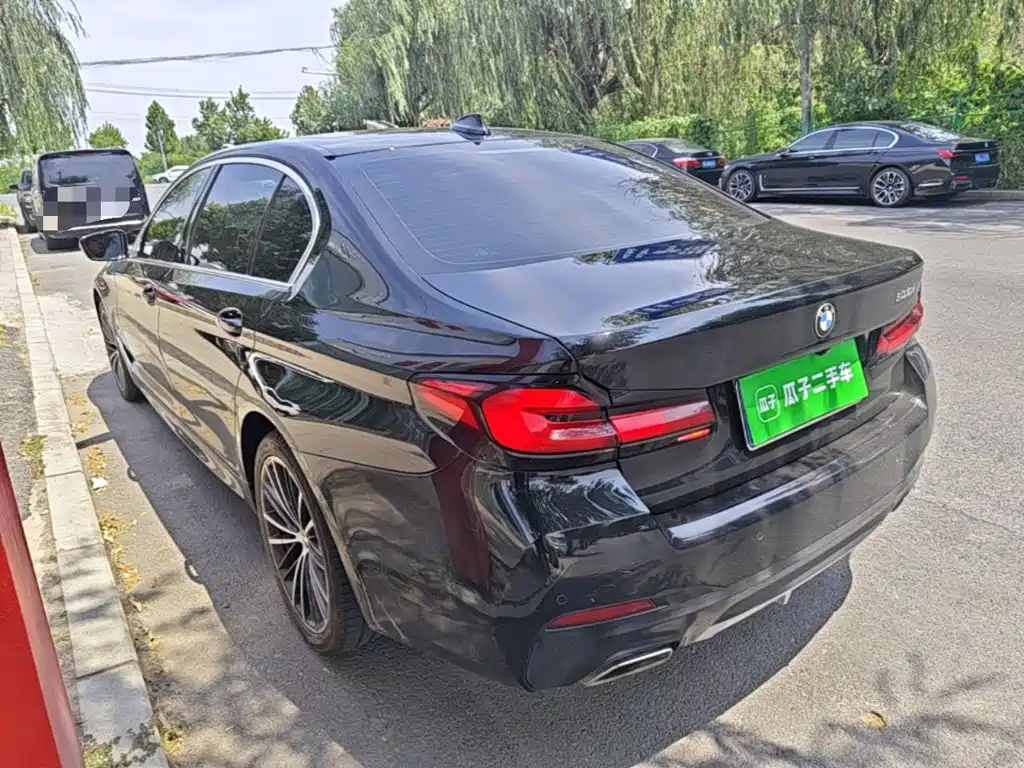Фото 5 - BMW 5 Series