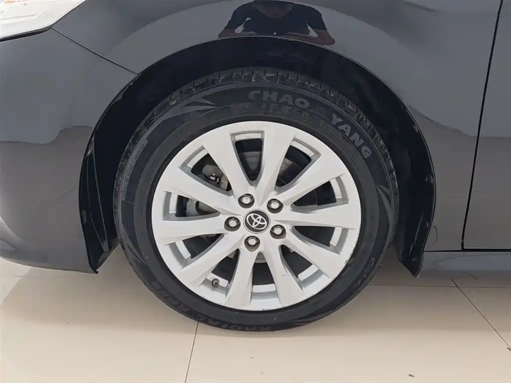 Toyota Camry 2018 2.0G Luxury Edition фото 23