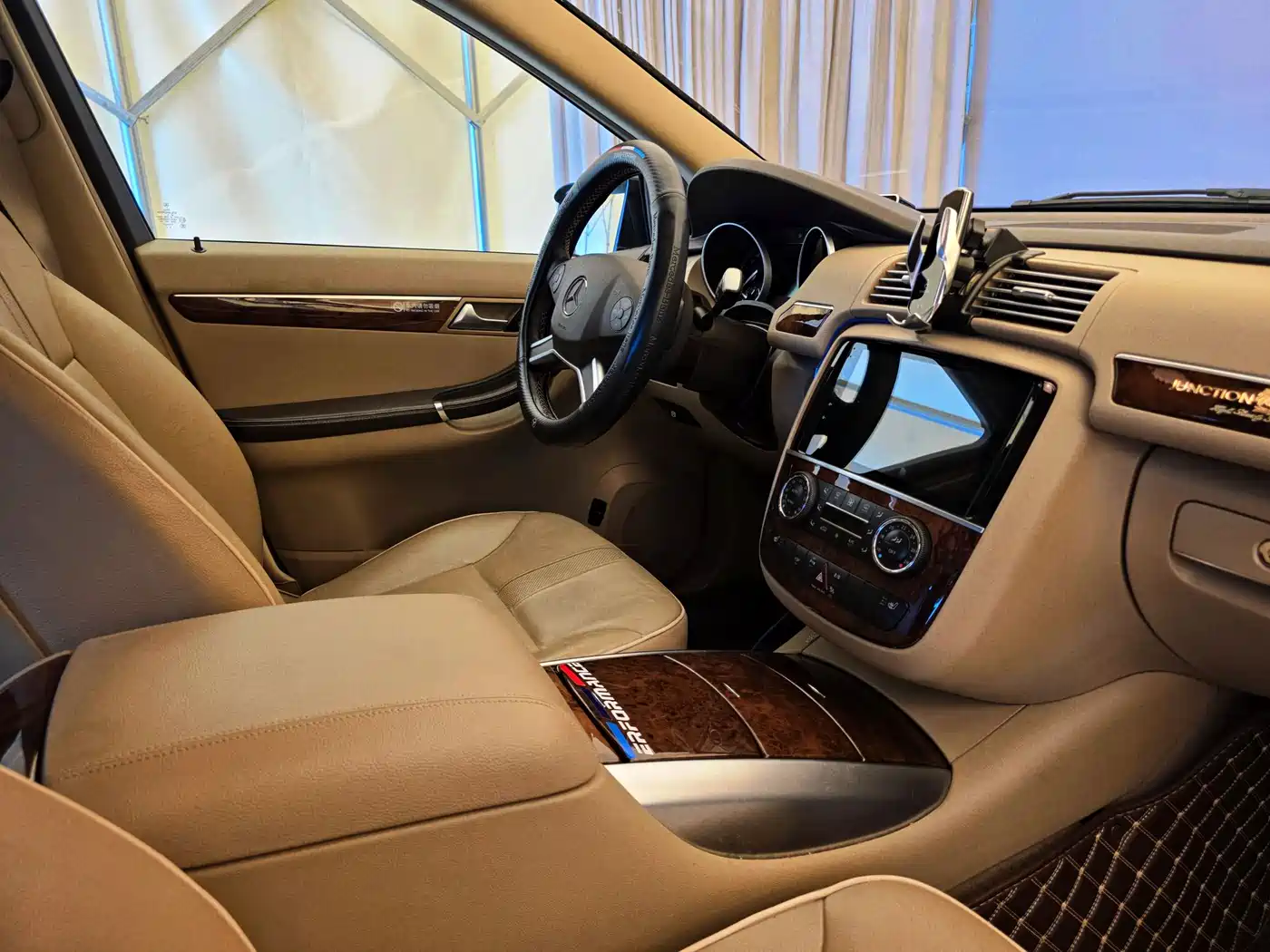 Mercedes-Benz R-Class 2011 R 350 L 4MATIC фото 20