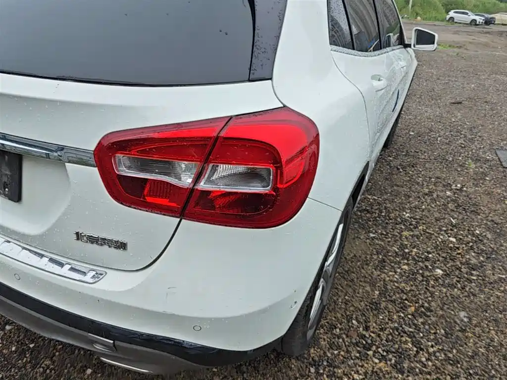 Mercedes-Benz GLA 2016 GLA 200 Dynamic фото 8