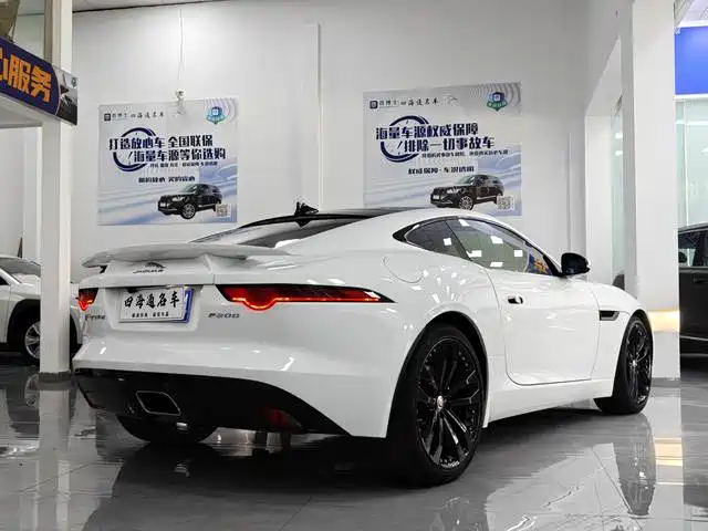 Jaguar F-TYPE 2019 2019 2.0T Coupe