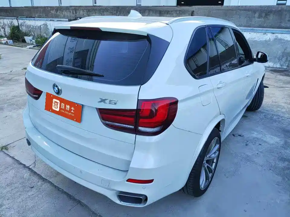 Photo 2 - BMW X5 (Import)
