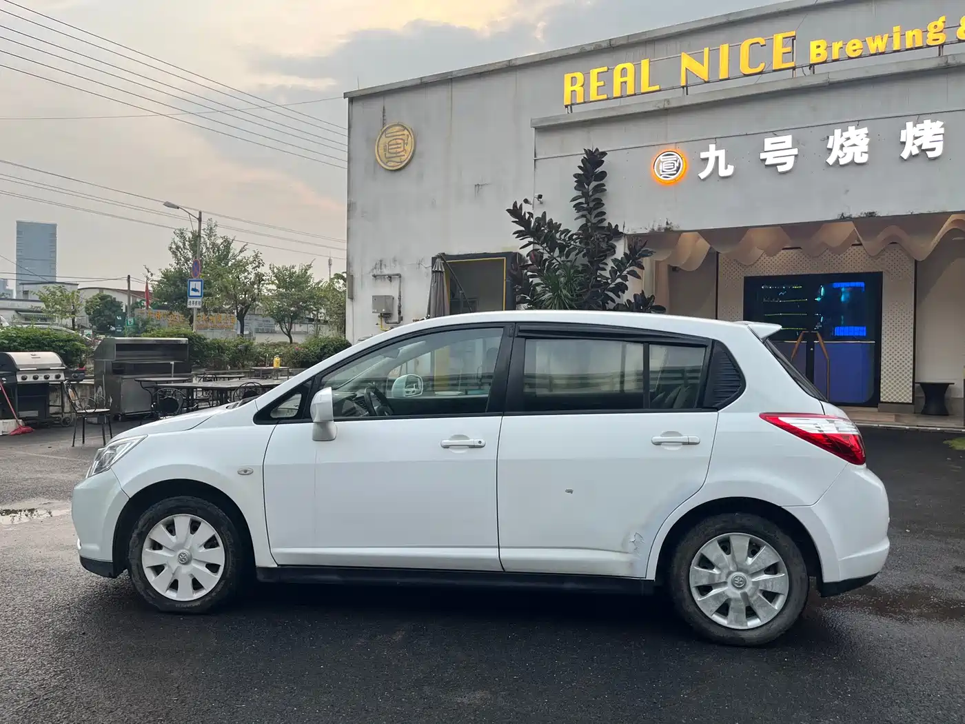 Venucia R50 2016 2015 1.6L Manual Fashion