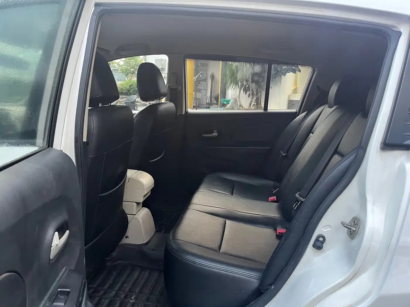 Venucia R50 2016 2015 1.6L Manual Fashion