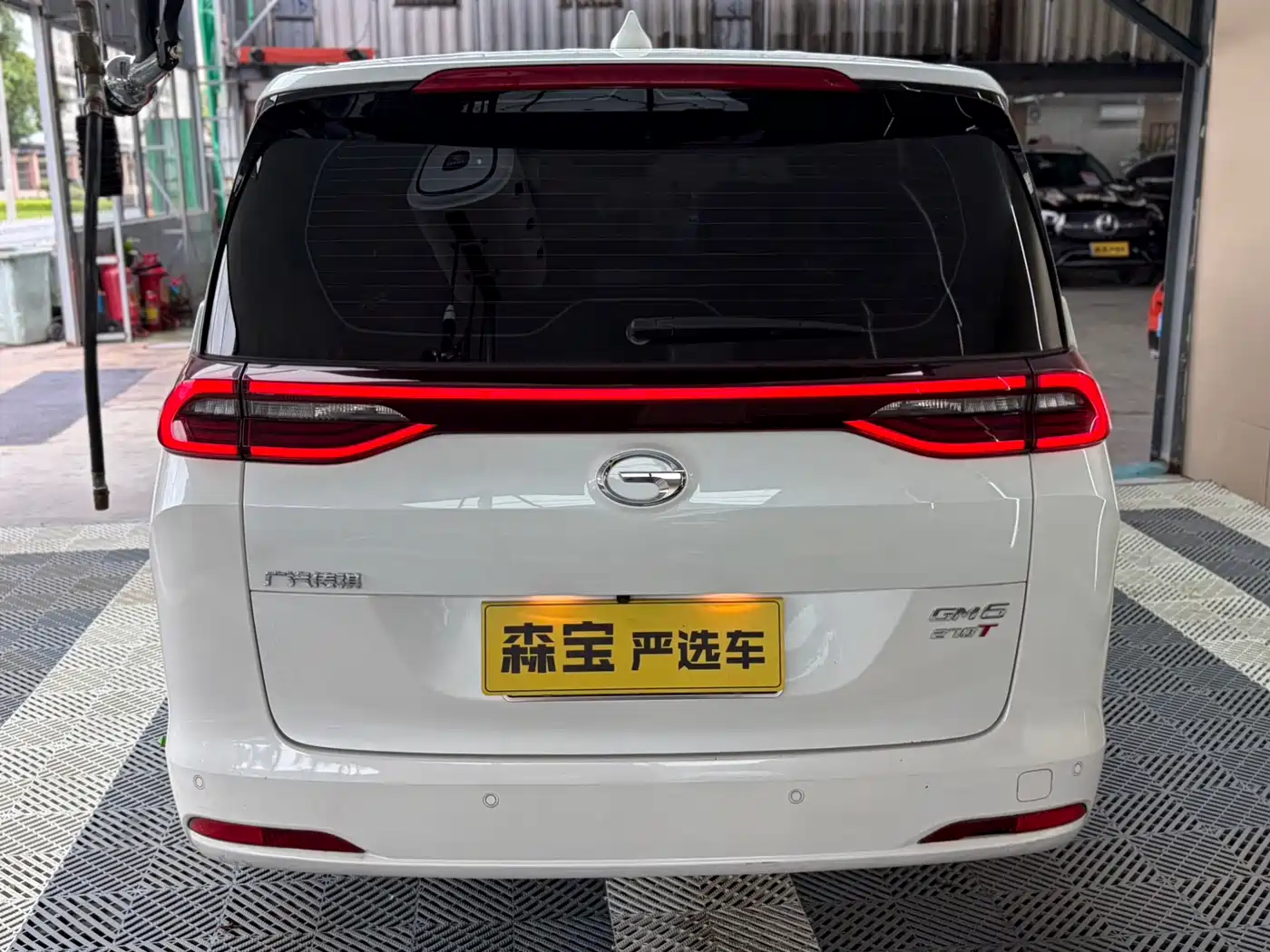 GAC Trumpchi Trumpchi M6 2019 270T DCT Premium Edition (6-seater) (China VI) фото 6