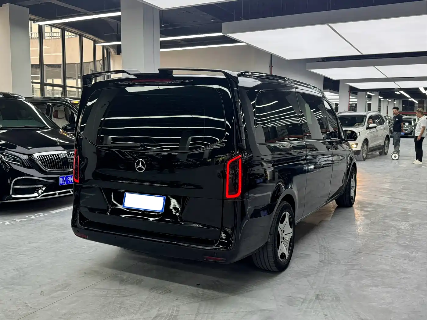 Mercedes-Benz Vito 2016 2.0T Elite Edition фото 20