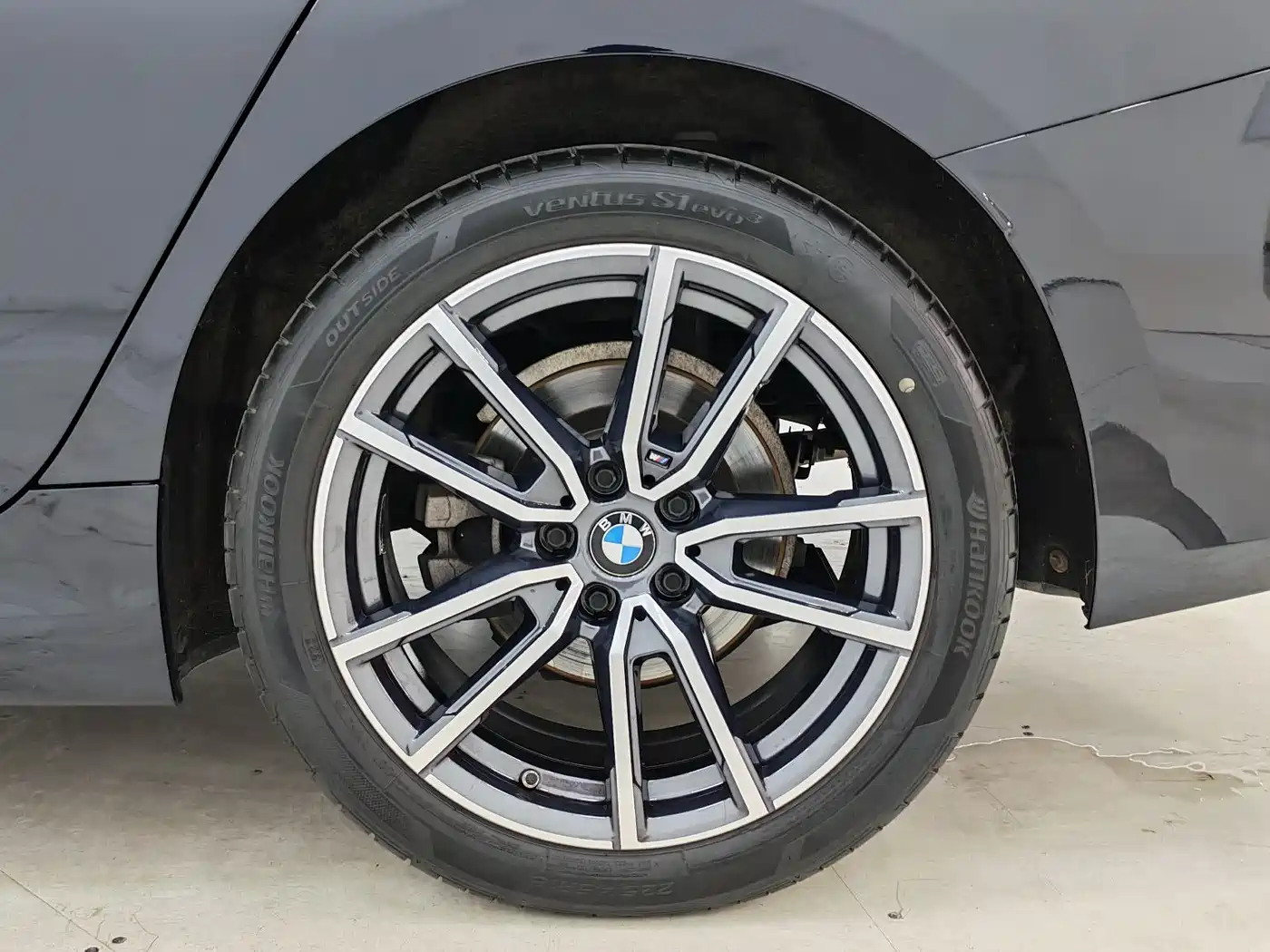 BMW 3-SERIES