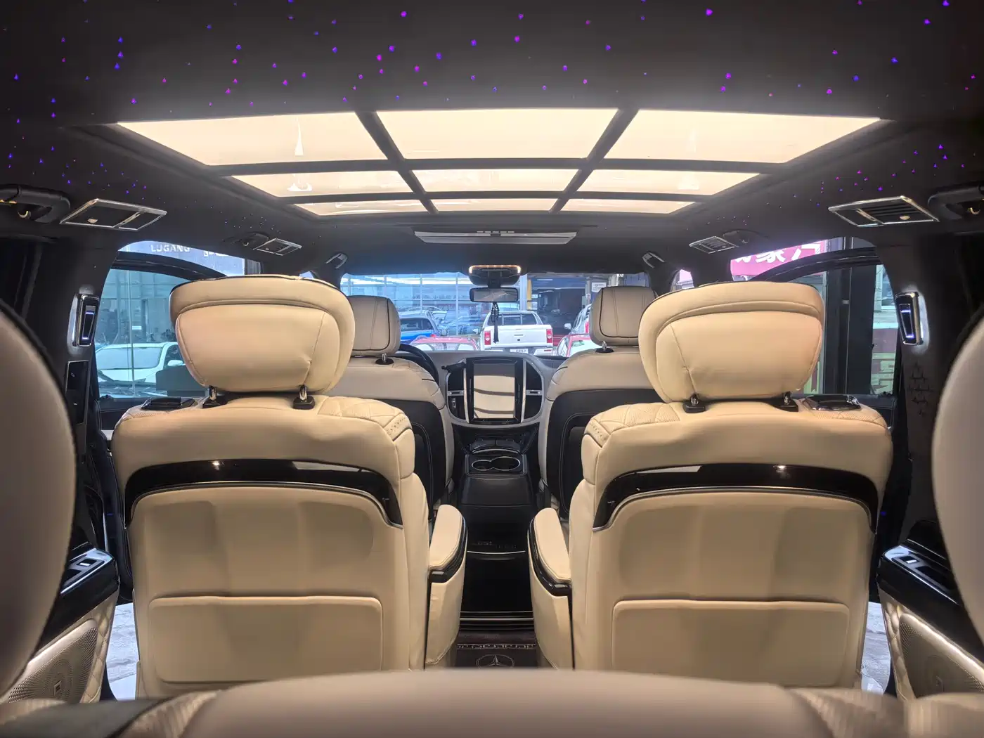 Mercedes-Benz Vito 2021 2.0T Business Edition 7-seater фото 15