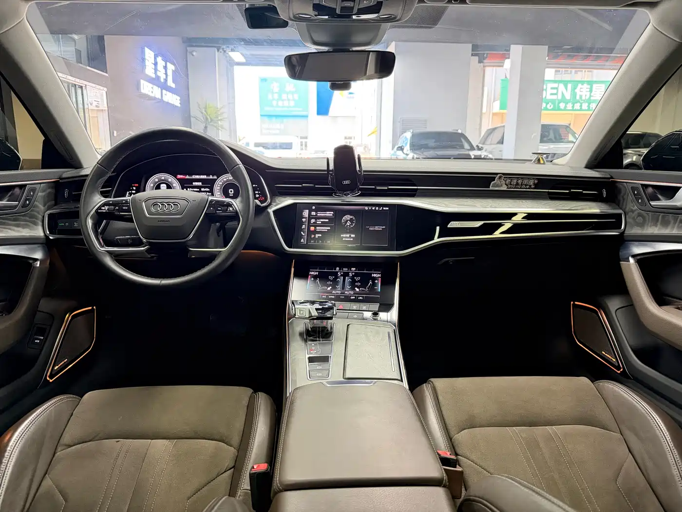 Audi A7L 2022 45 TFSI S-line Dream Builder Edition фото 6