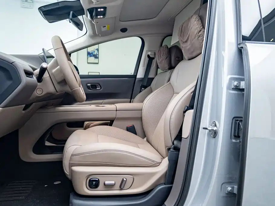 Li Auto Li i8 2026 2025 Standard Edition