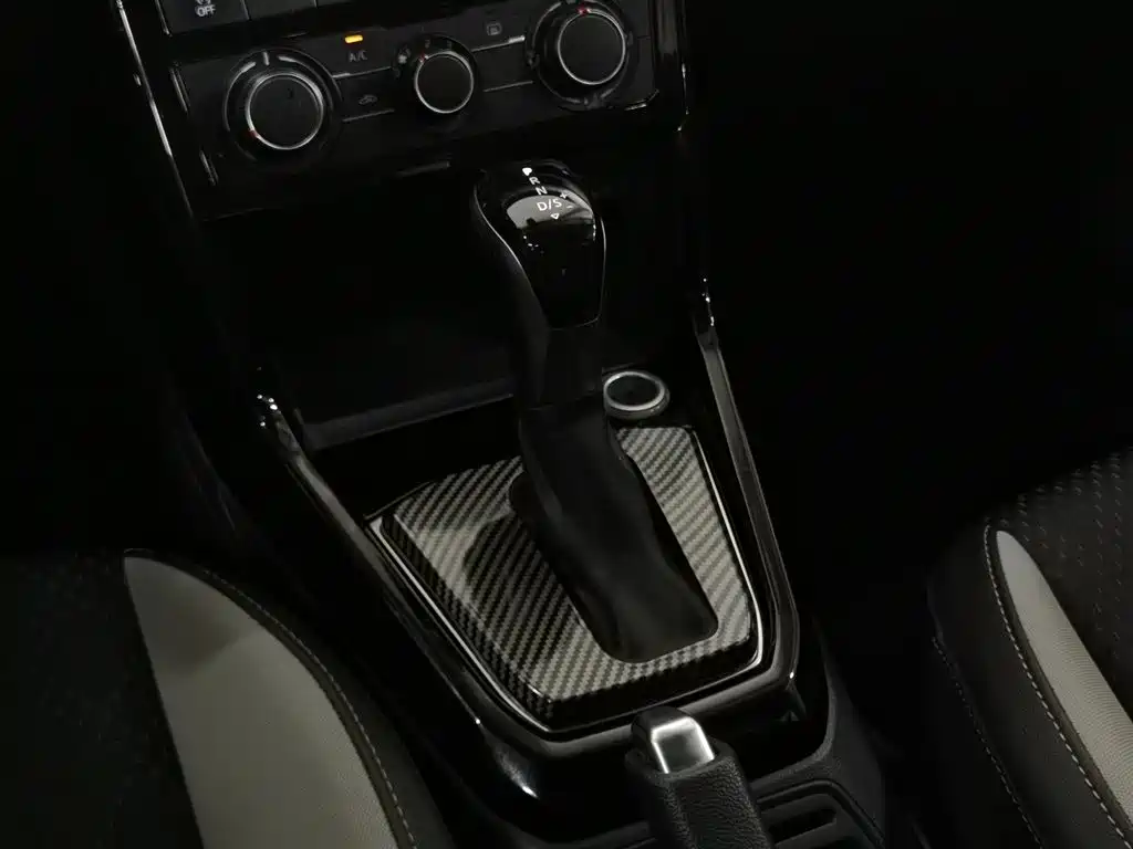 Volkswagen Tanying 2021 1.5L Automatic Smart Connect Edition фото 13