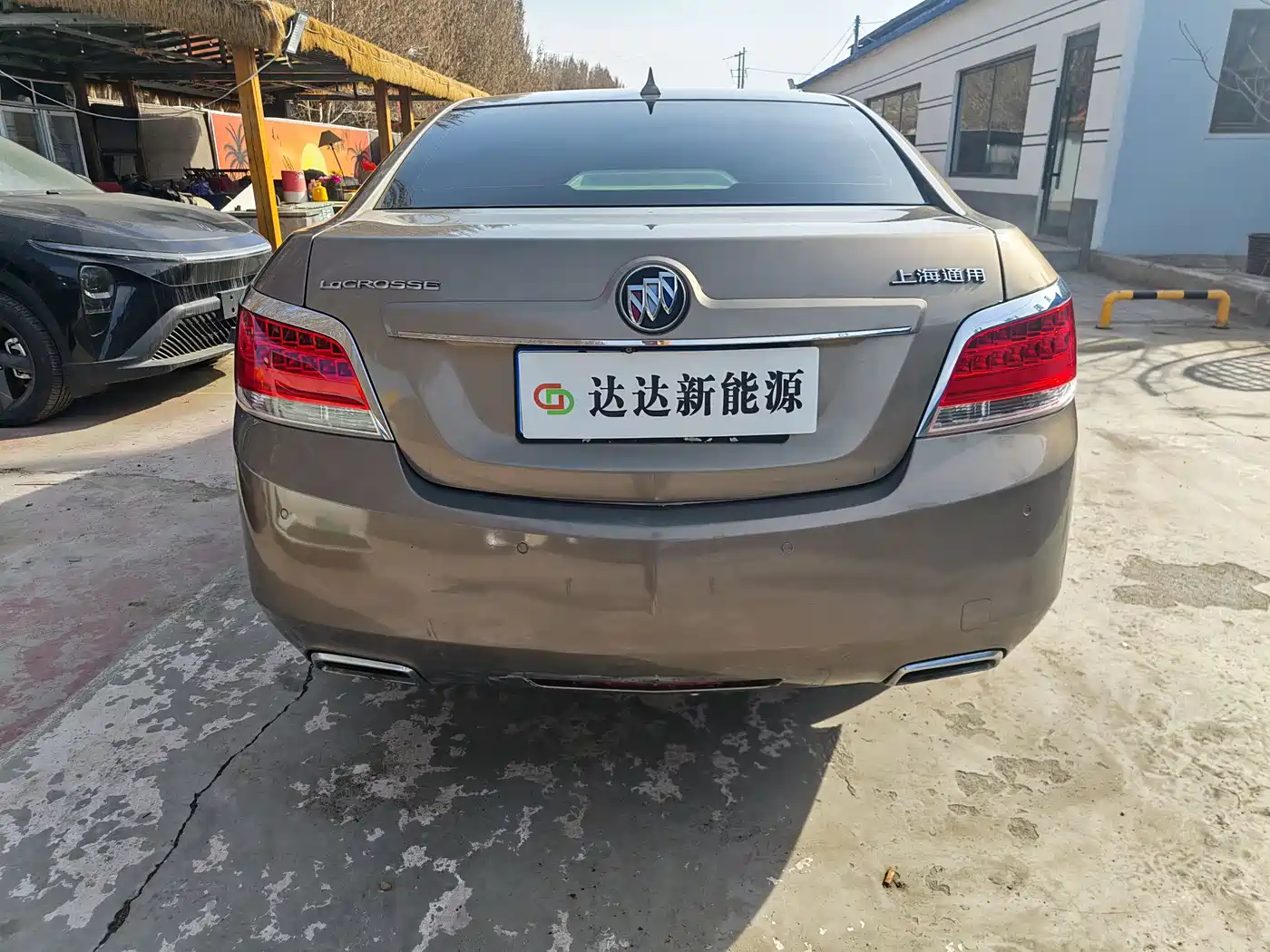 Buick LaCrosse 2011 2011 2.4L SIDI Luxury Edition