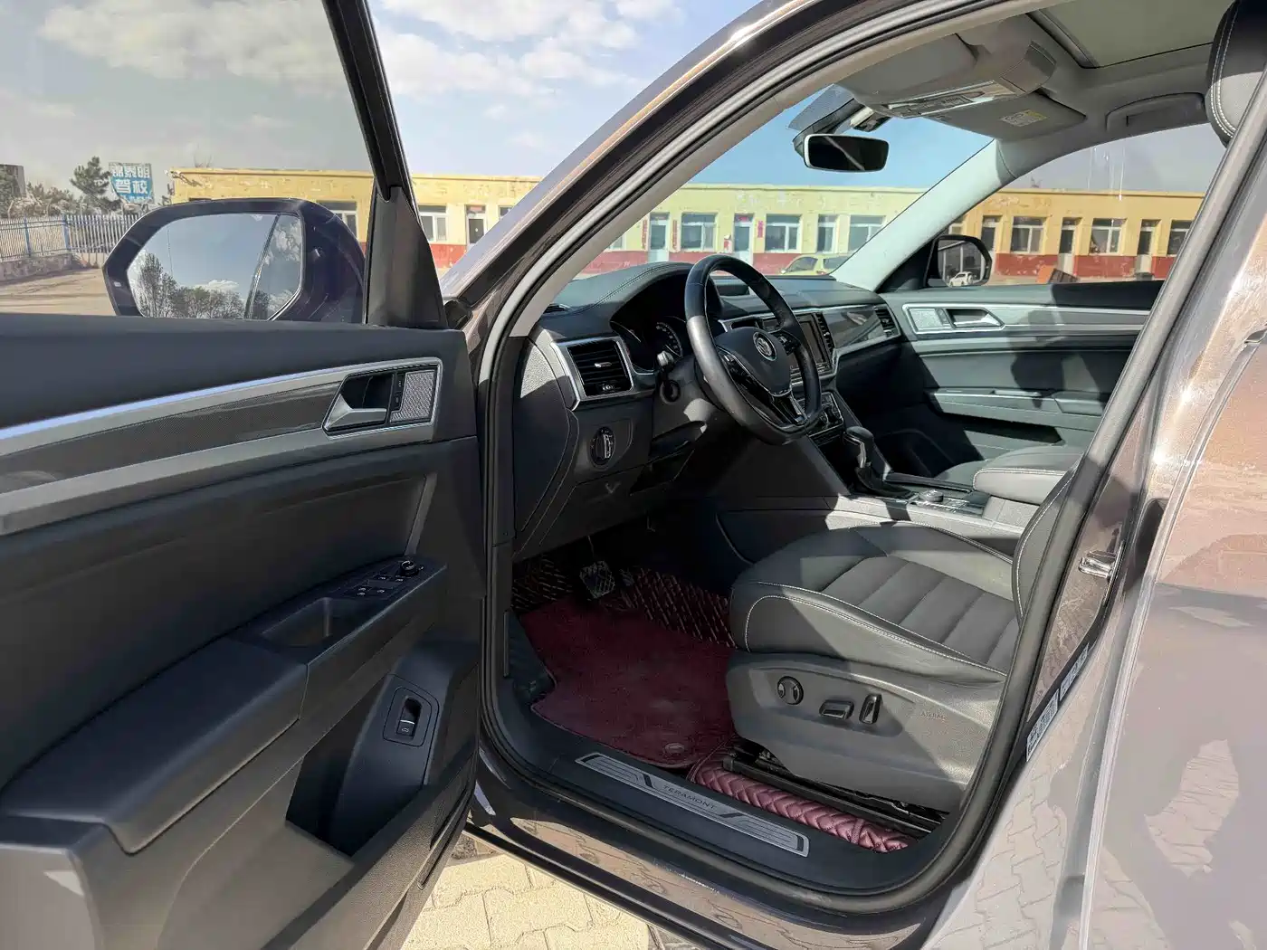 Volkswagen Teramont 2019 380TSI 4WD Luxury Edition China VI фото 14