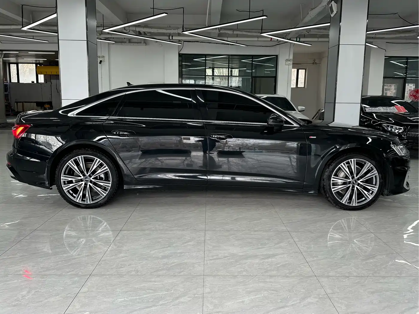 Audi A6L 2024 45 TFSI quattro Premium Dynamic фото 2
