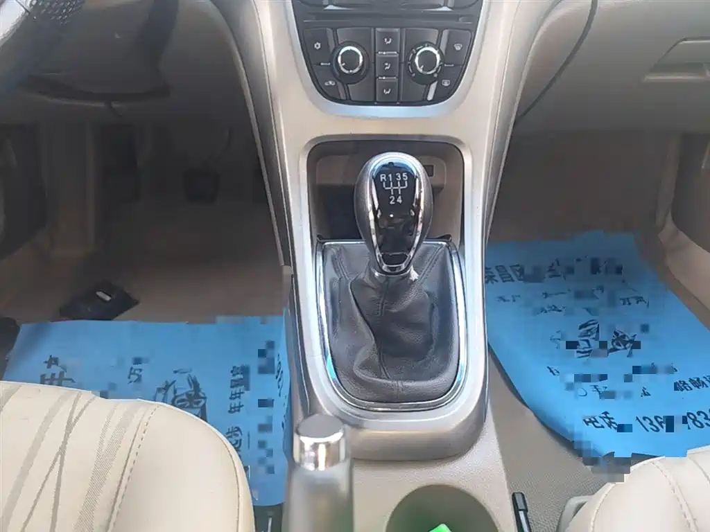 Buick Excelle 2013 Model GT 1.6L Manual Comfort фото 14