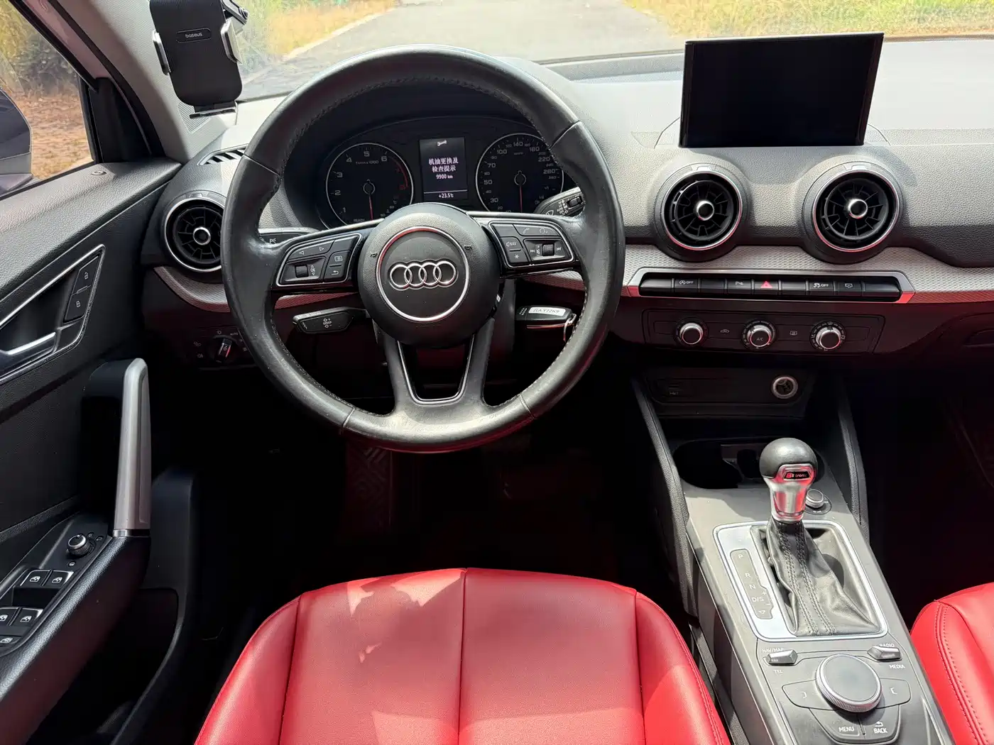 صورة 11 - Audi Q2L