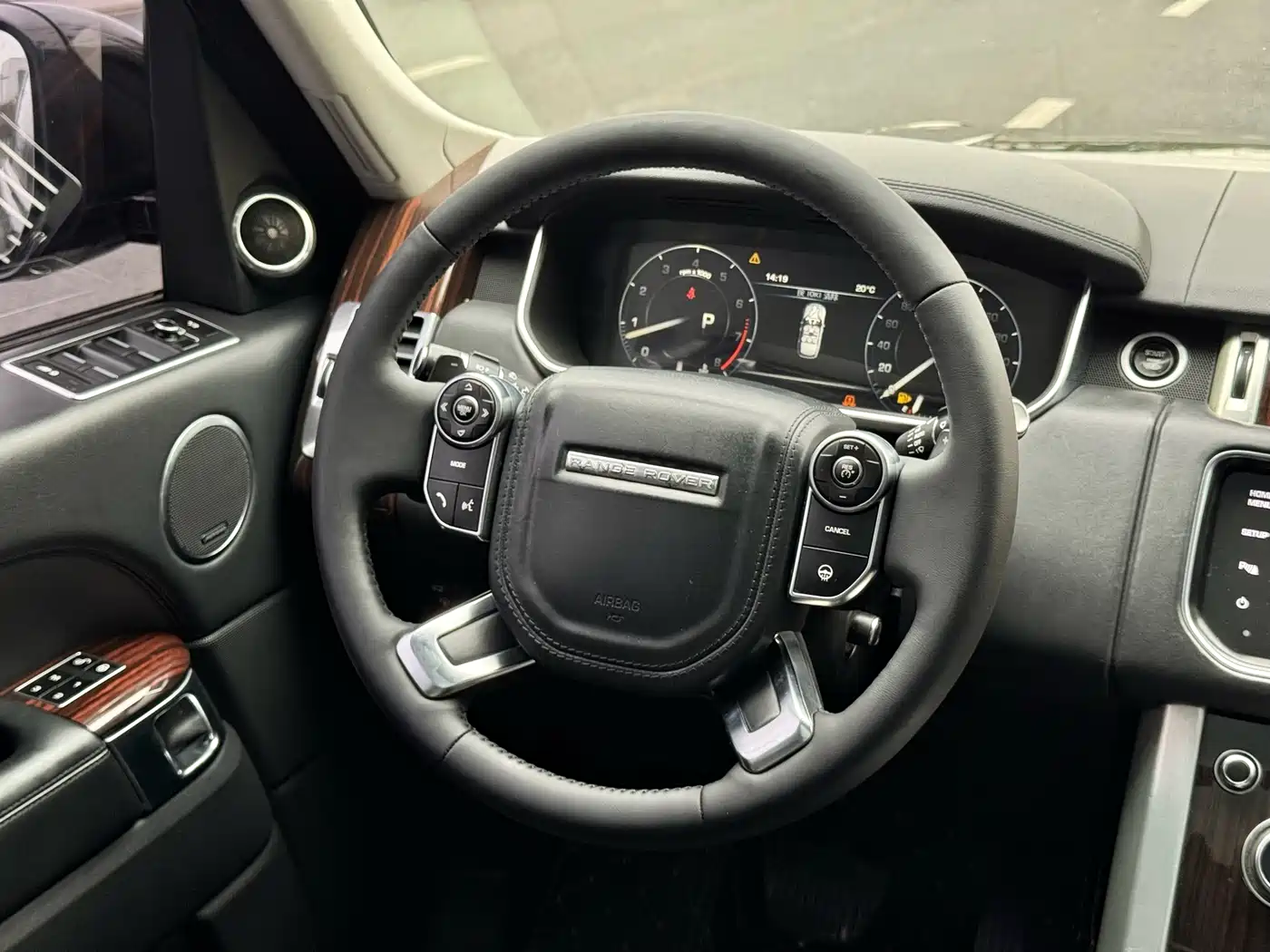 Land Rover Range Rover 2014 3.0 SC V6 Vogue фото 5