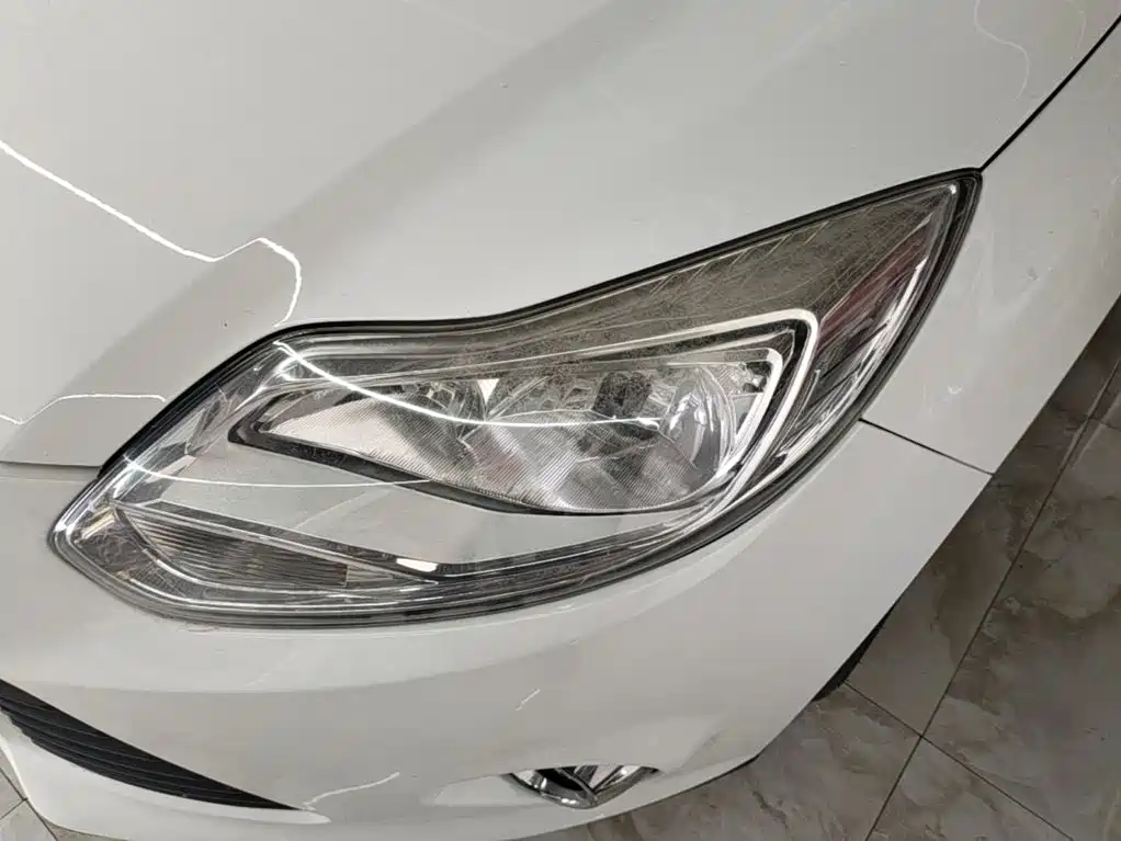 Фото 24 - Ford Focus