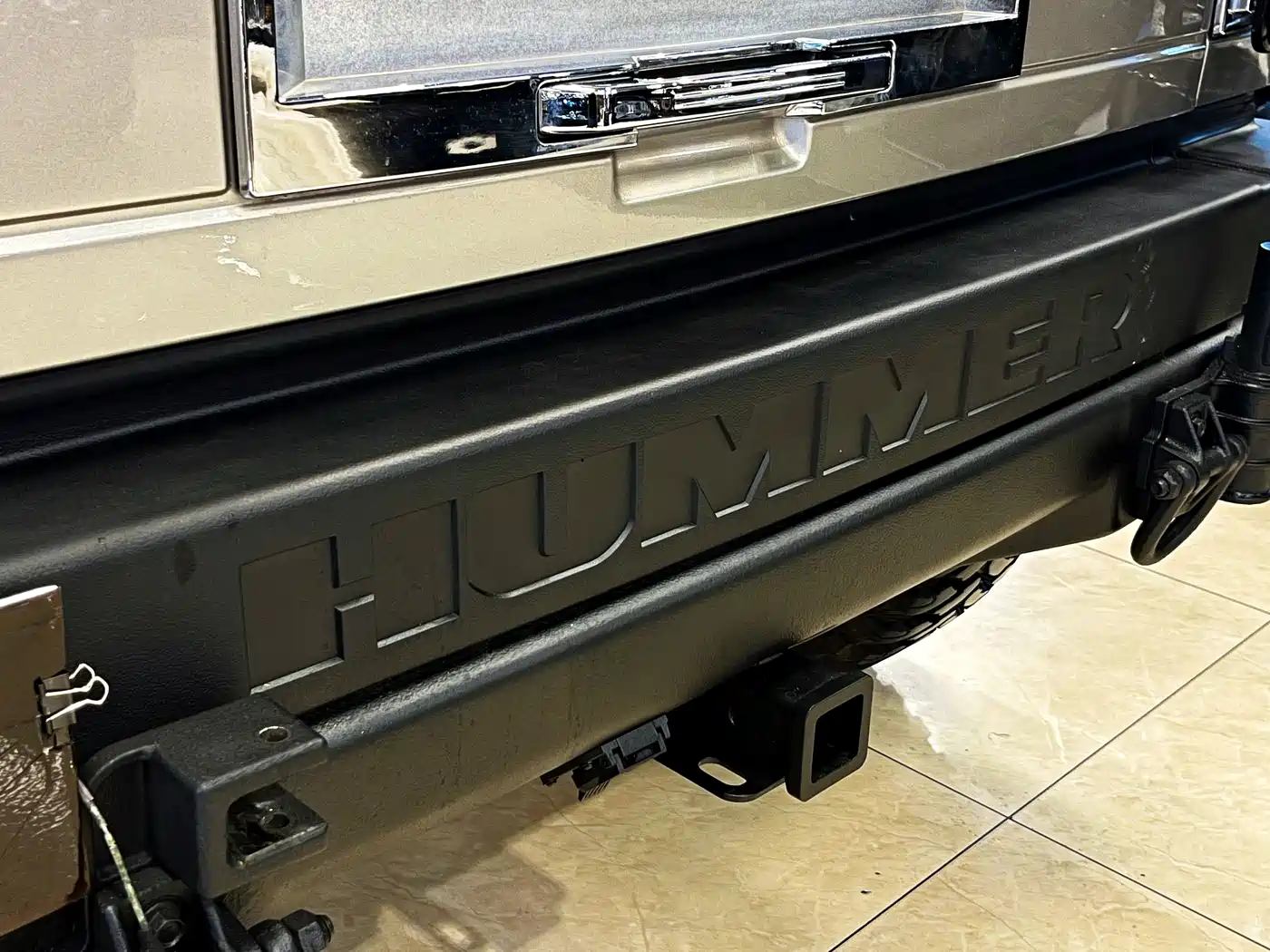 Hummer H2 2004 2004 6.0 AT