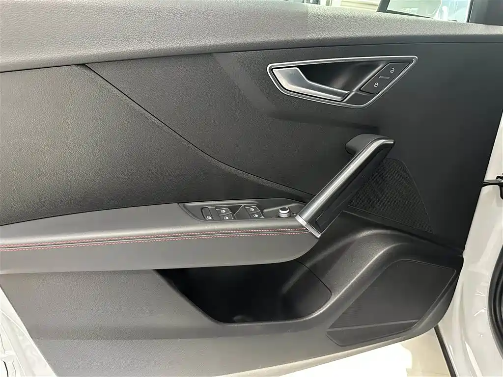 Audi Q2L 2022 35 TFSI Progressive Dynamic фото 6