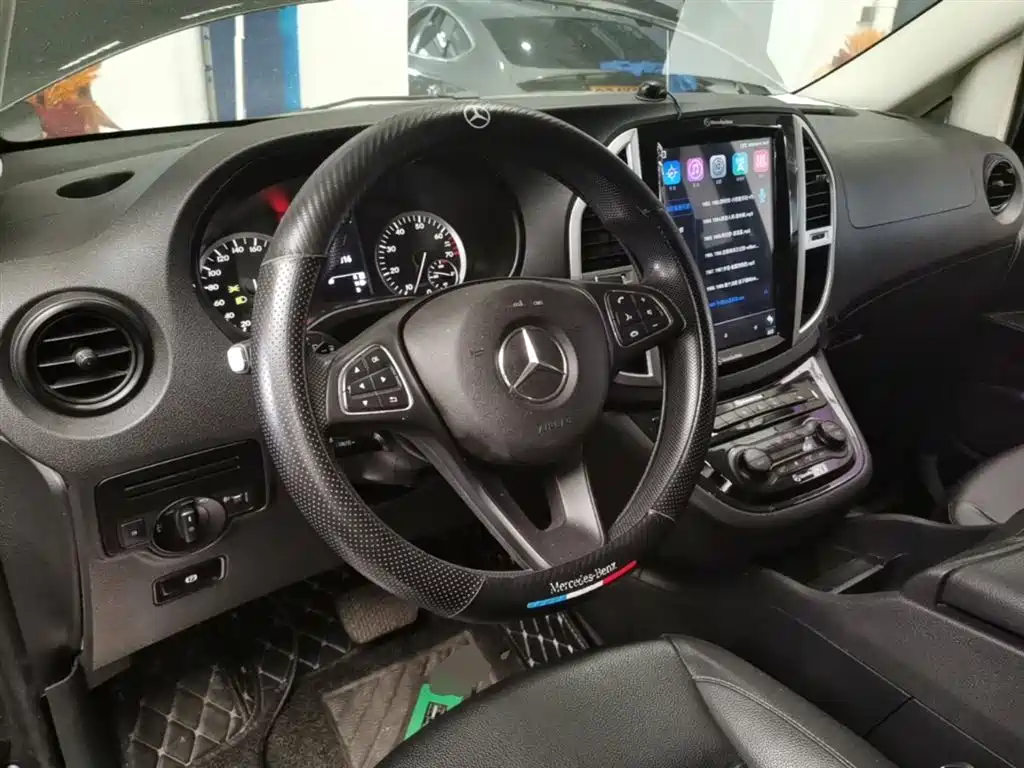 Mercedes-Benz Vito 2016 2.0T Elite Edition фото 11
