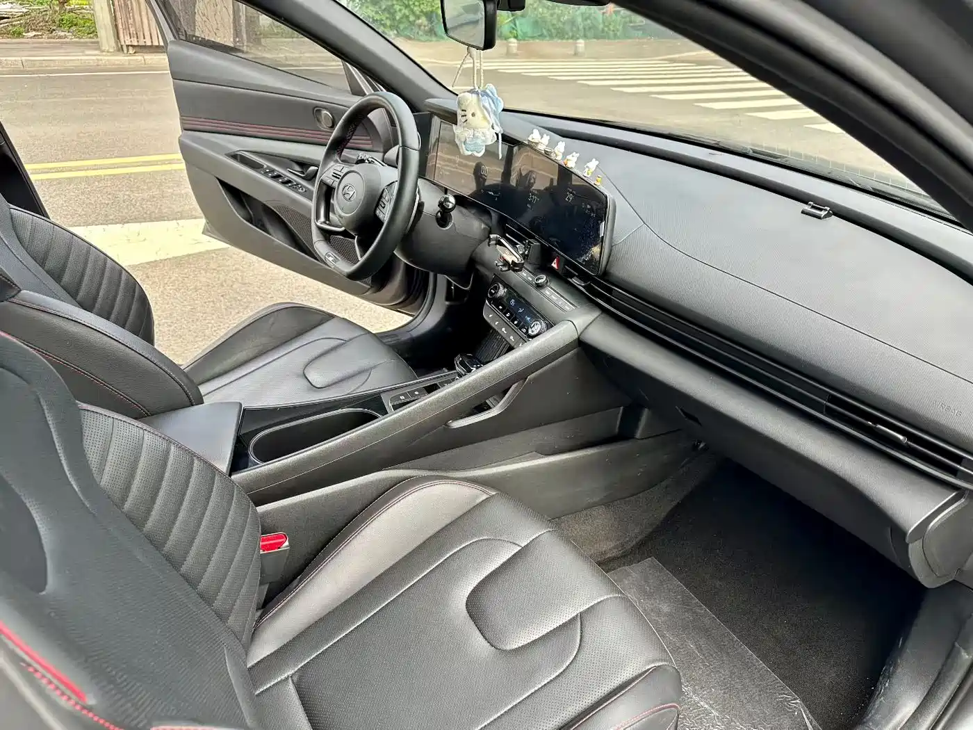 Hyundai Elantra 2023 240TGDi DCT N Line LUX Premium фото 9