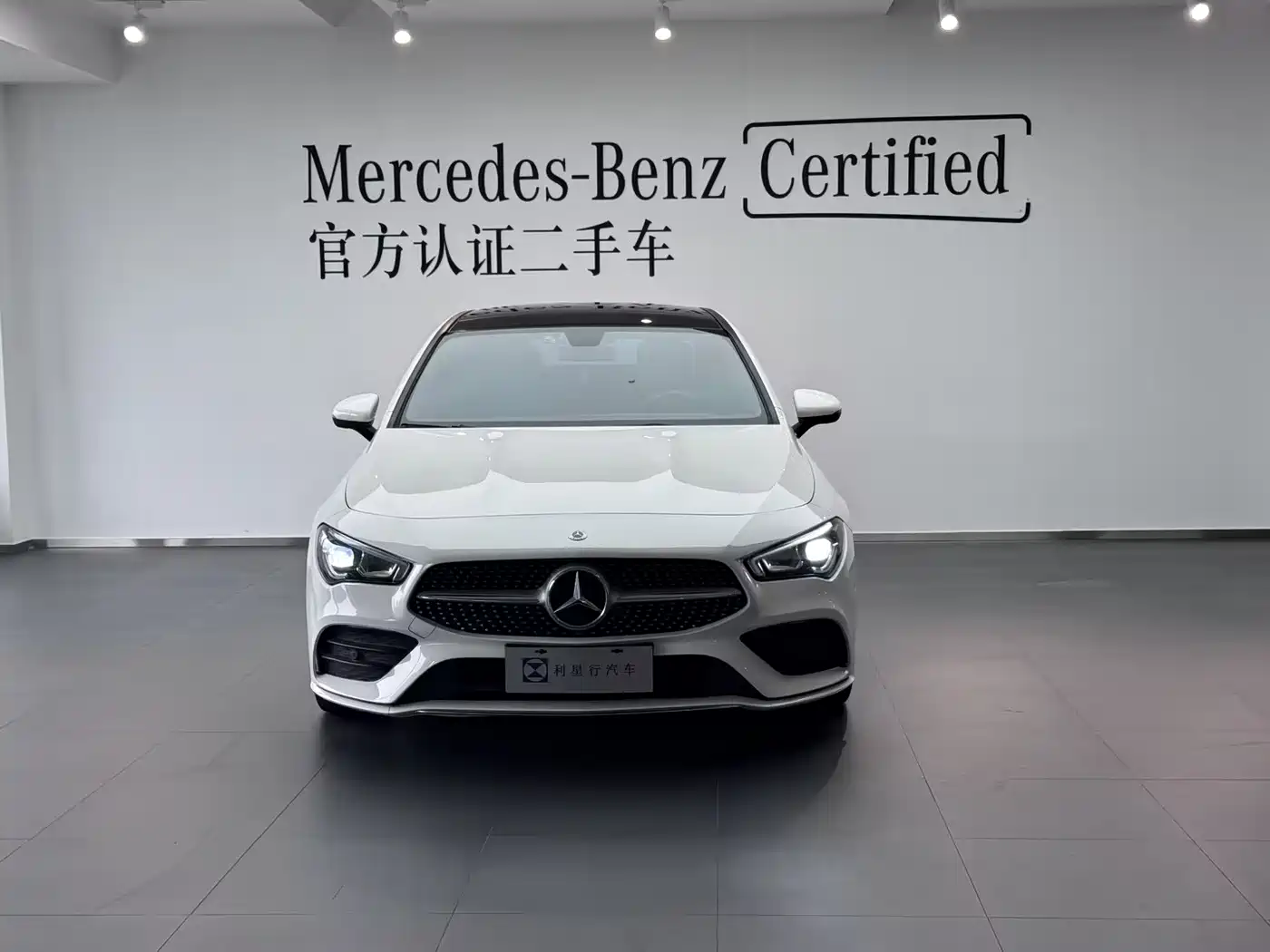 Mercedes-Benz CLA (Import) 2020 CLA 200 фото 4