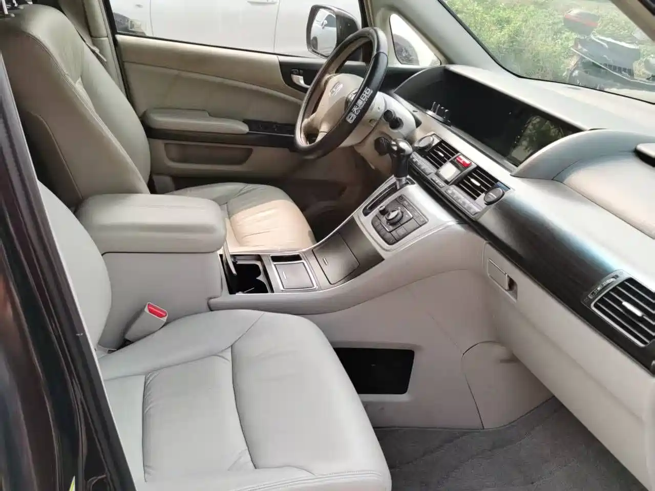 Honda Elysion 2016 2015 2.4L VTi-S Premium