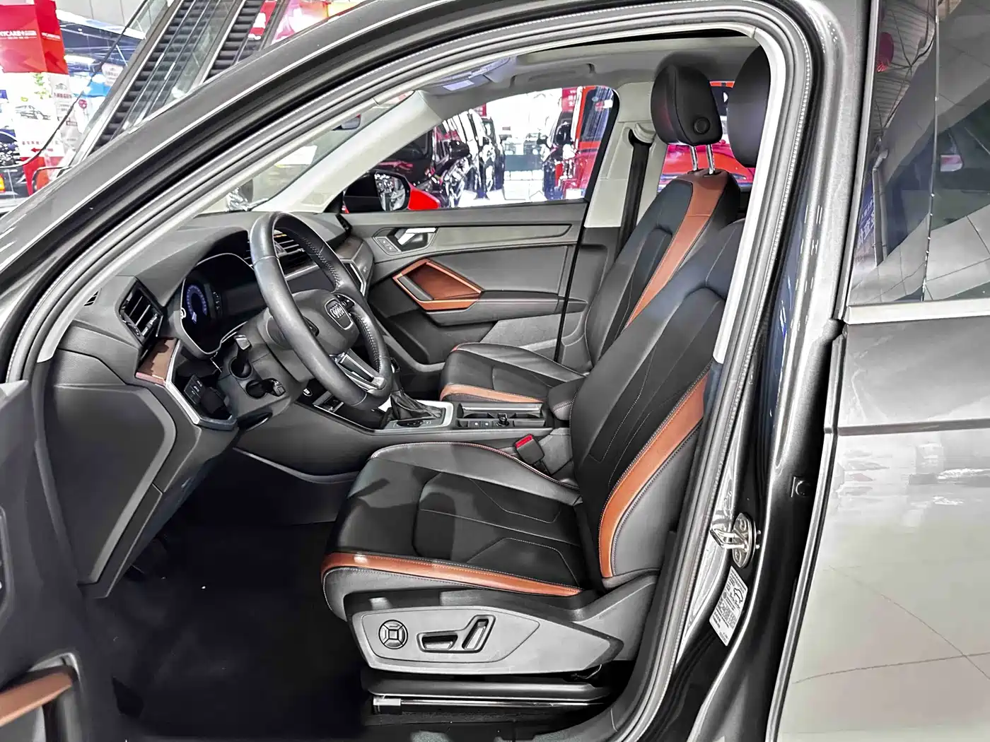 Audi Q3 2021 35 TFSI Fashion Elegance фото 4