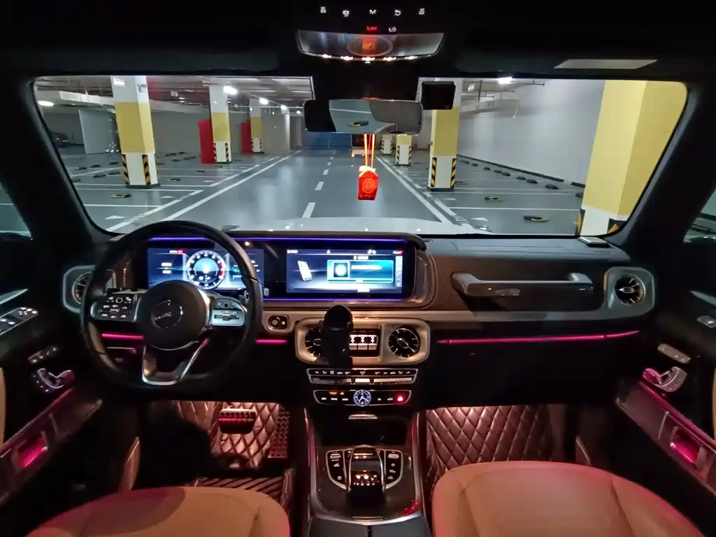 MERCEDES-BENZ G-CLASS