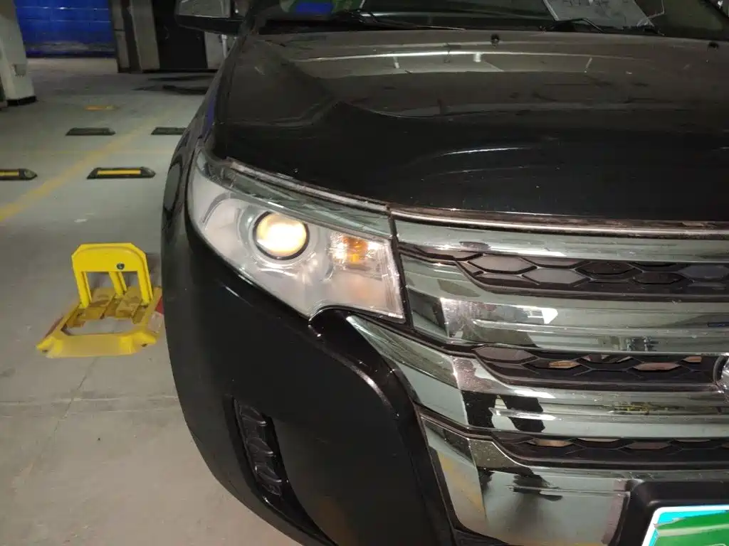 Ford Edge (Import) 2015 2012 2.0T Elite