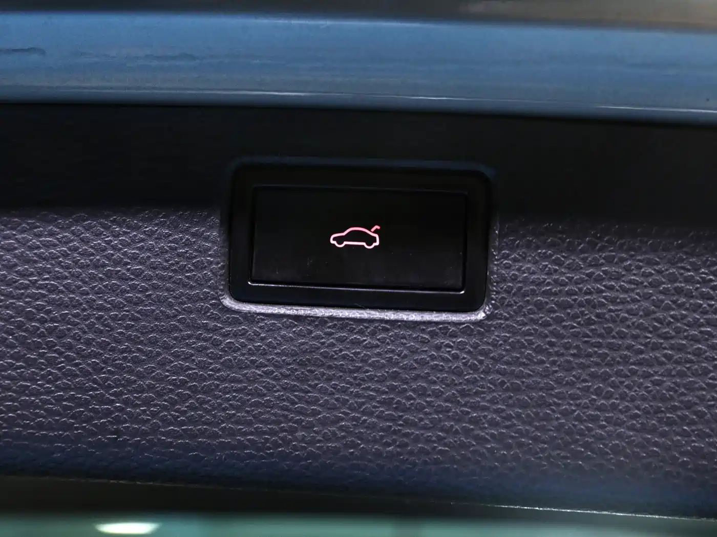 Volkswagen Magotan (Import) 2012 Wagon 2.0TSI Comfort фото 7