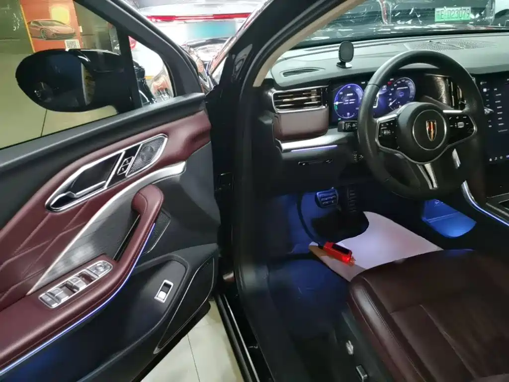 Hongqi HS7 PHEV 2025 2024 2.0T PHEV 4WD Flagship Edition 6-seater