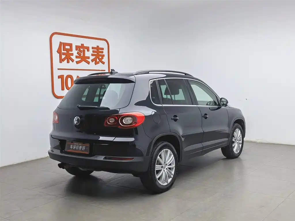 Volkswagen Tiguan 2009 Model 2.0TSI Luxury Edition фото 2