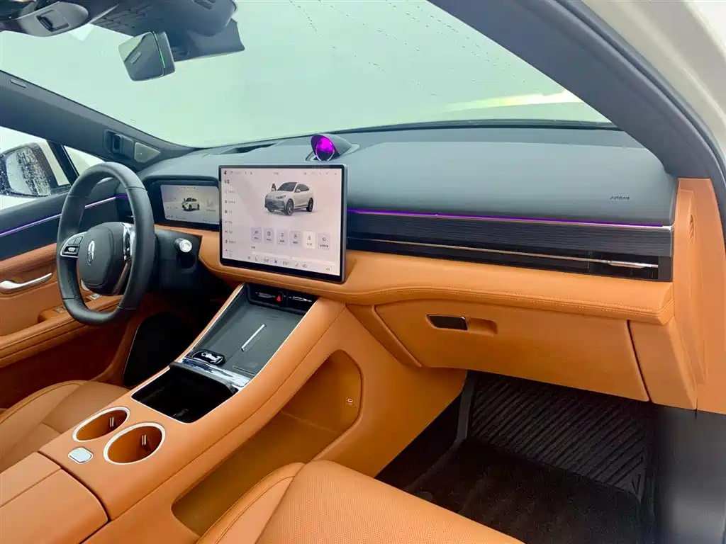 AITO Wenjie AITO M5 2025 Extended Range Ultra AWD фото 17