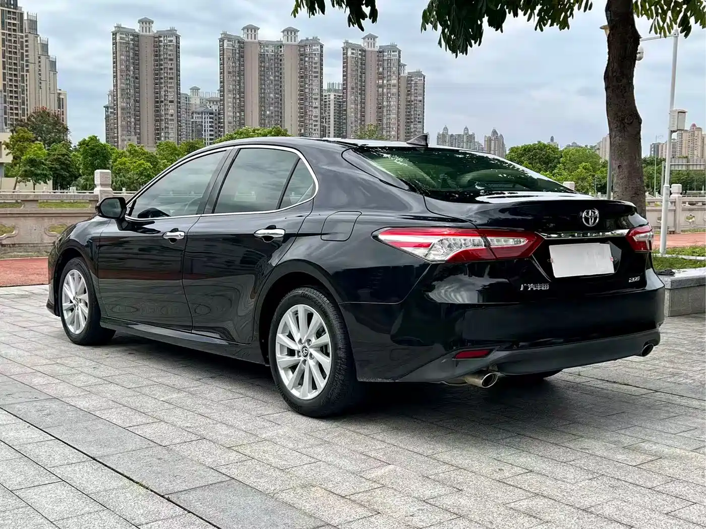Toyota Camry 2021 2.0G Luxury Edition фото 9