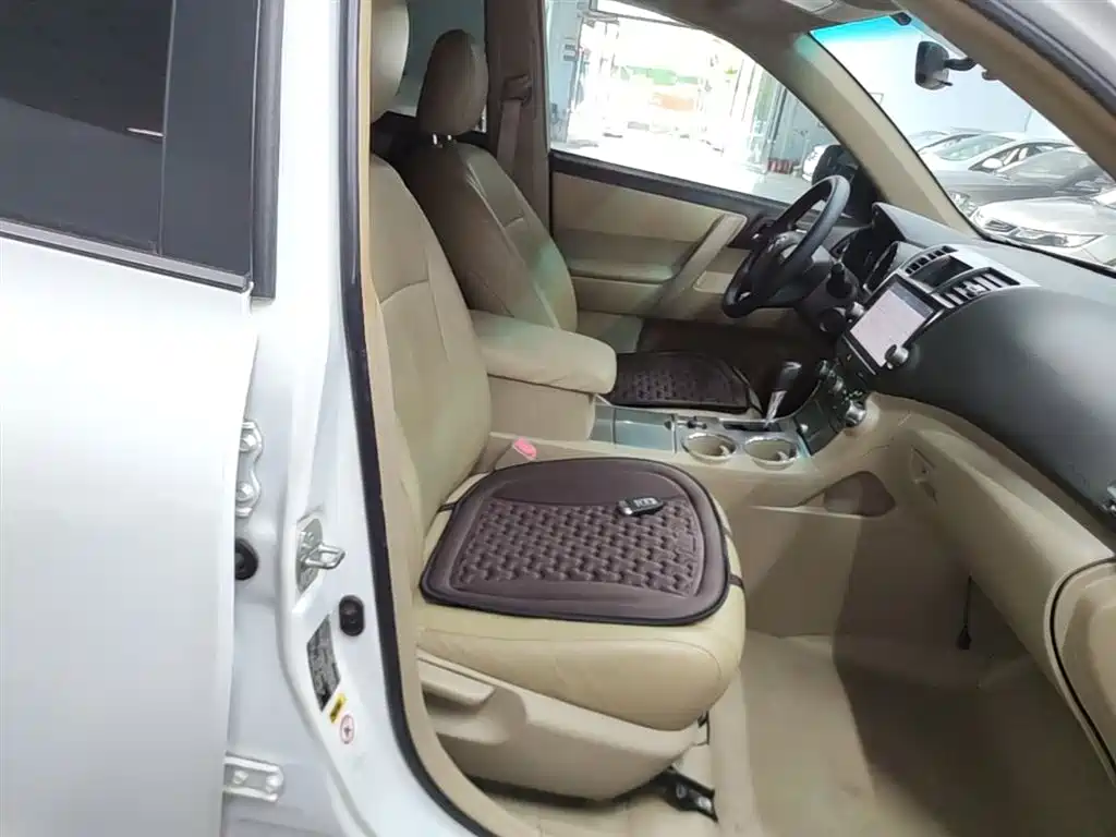 Toyota Highlander 2012 2.7L 2WD 5-seater Elite Edition фото 25
