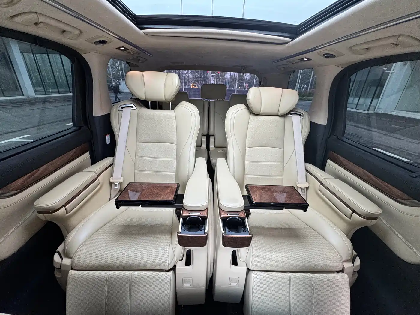 Toyota Alphard 2015 3.5L Premium Edition фото 12