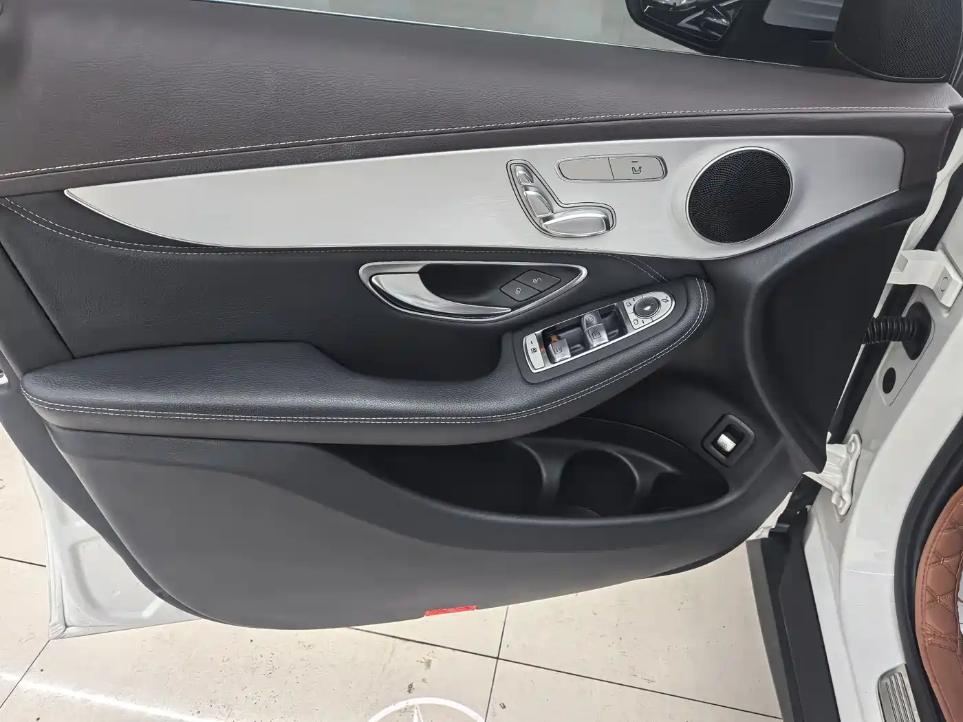 Mercedes-Benz GLC 2020 GLC 260 L 4MATIC Dynamic фото 6