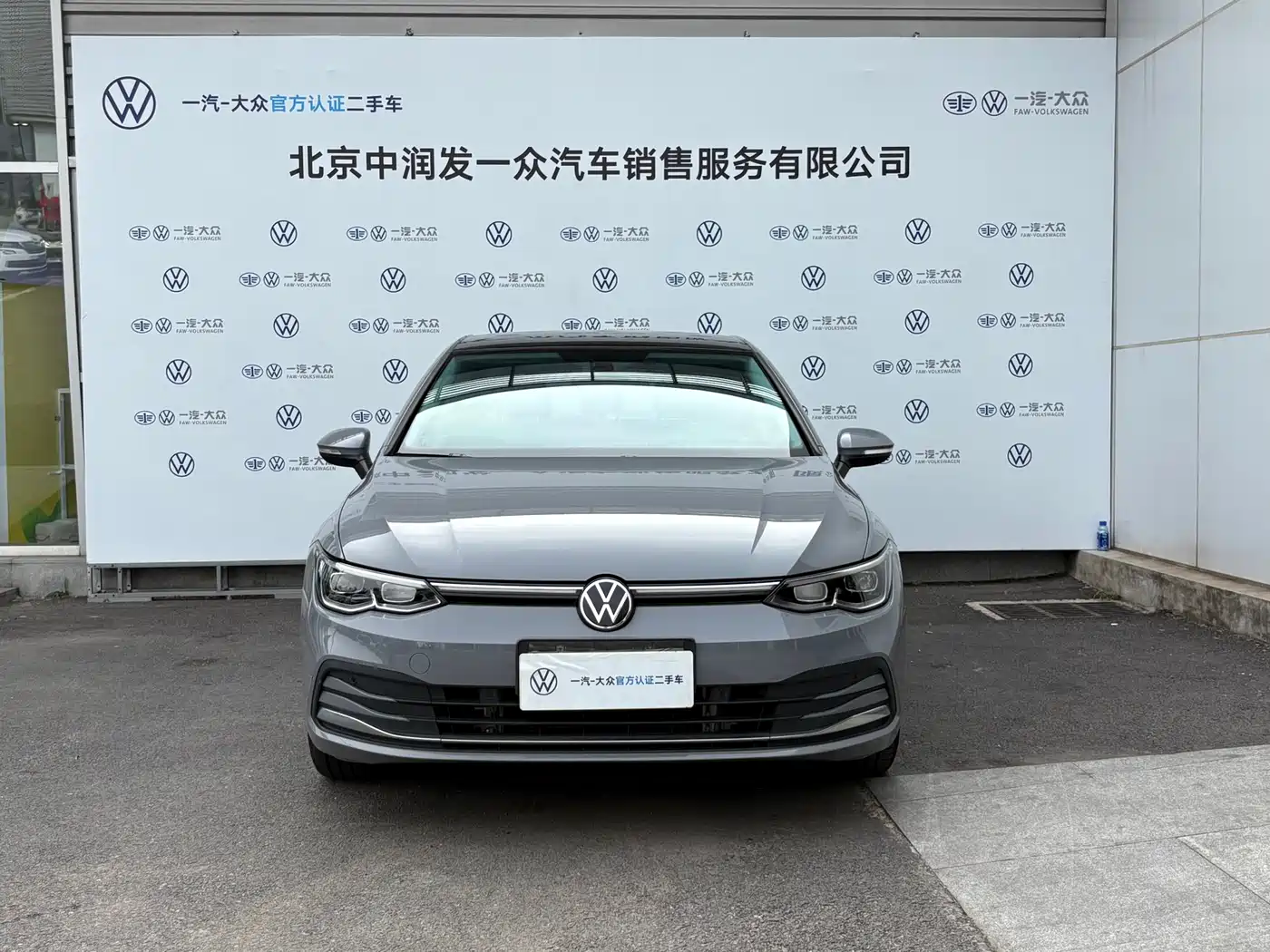 Volkswagen Golf 2023 Facelift 280TSI DSG Pro фото 2