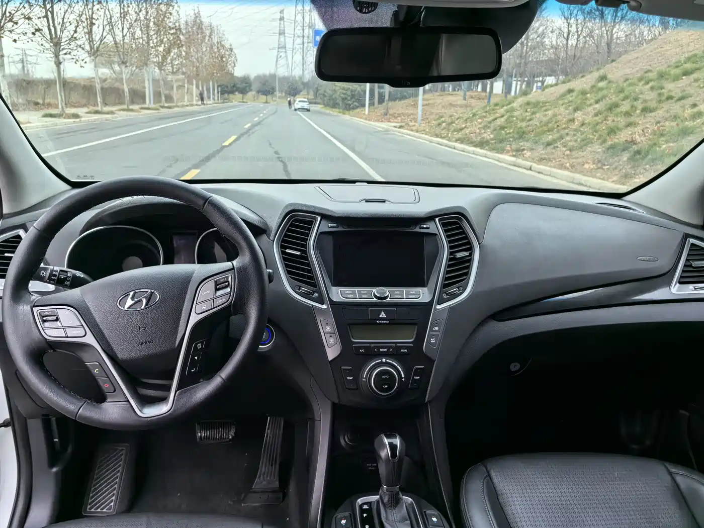 Hyundai Santa Fe 2013 Facelift 2.0T Automatic 4WD Top фото 7