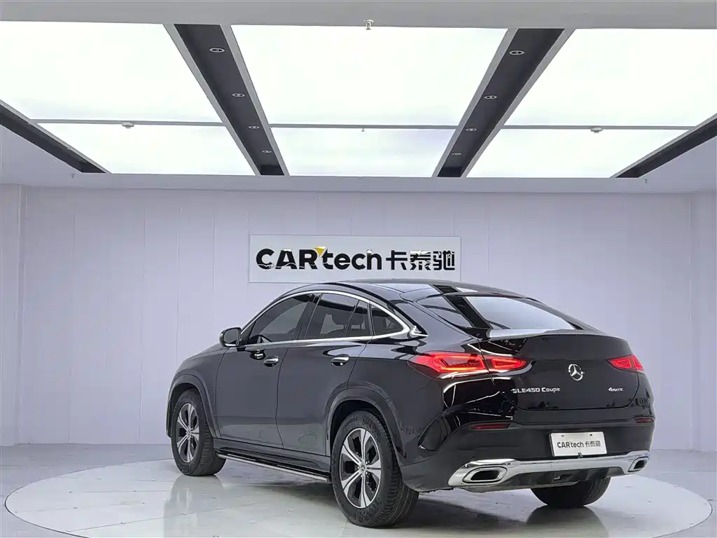 Mercedes-Benz GLE Coupe 2020 GLE 350 4MATIC Coupe SUV Fashion фото 7